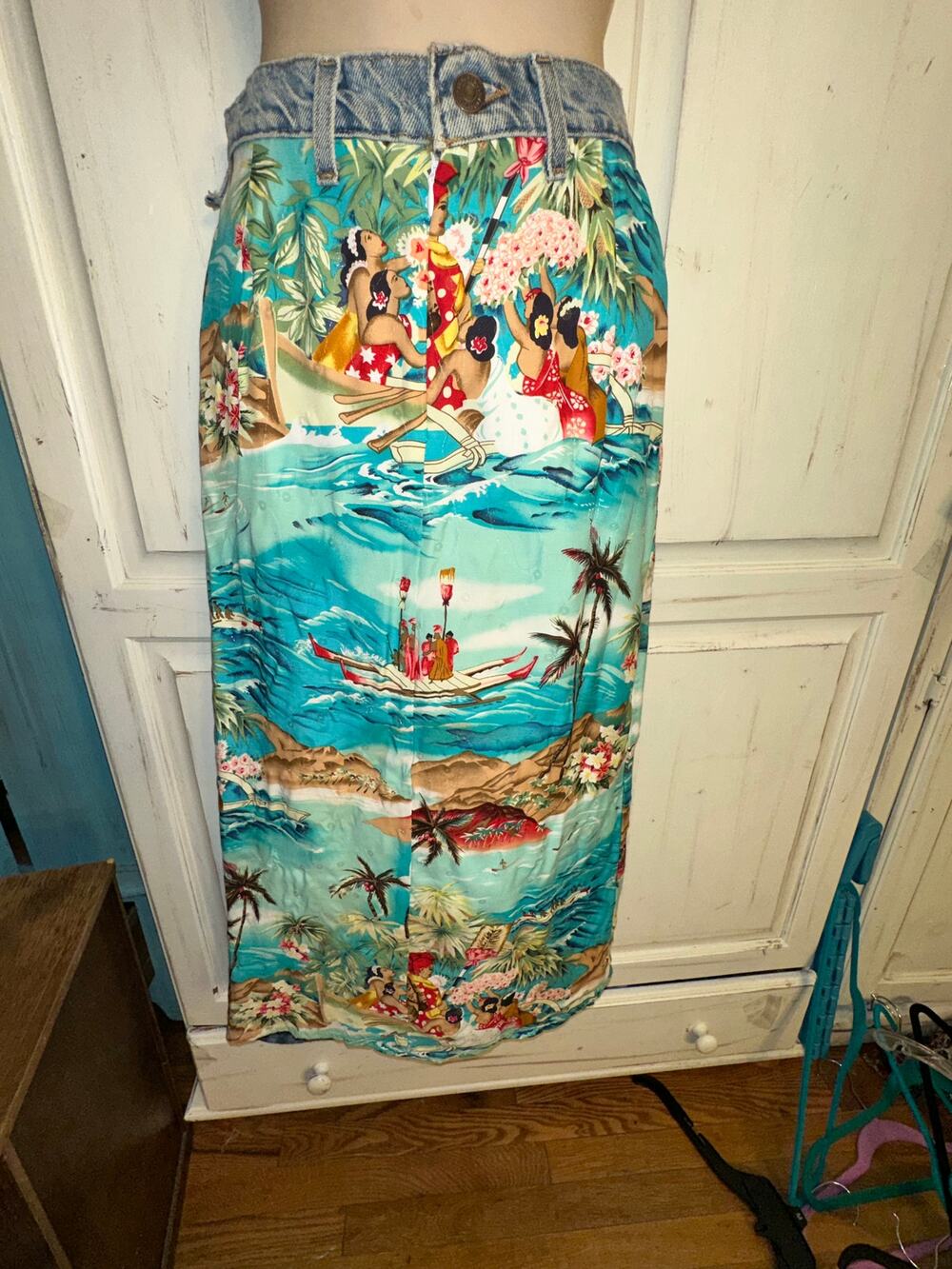 VINTAGE 90's NWT FRED SEGAL MAXOU LEVIS WAIST HAWAIIAN PRINT SKIRT XS